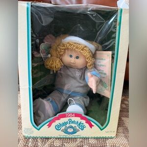 NEW Cabbage Patch Kids Doll Sporty Athletic Coleco Hang Tag Papers Original Box